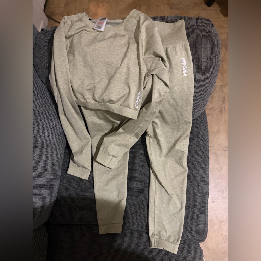 Gym shark set